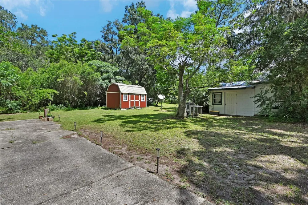 18931 E ALTOONA ROAD Altoona, FL 32702