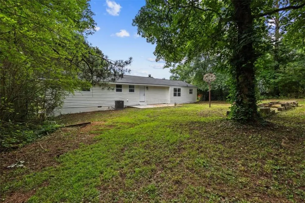 4121 Partridge Dr Douglasville, GA 30135