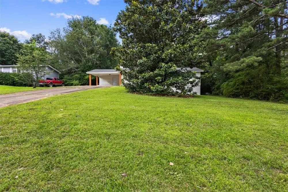 4121 Partridge Dr Douglasville, GA 30135