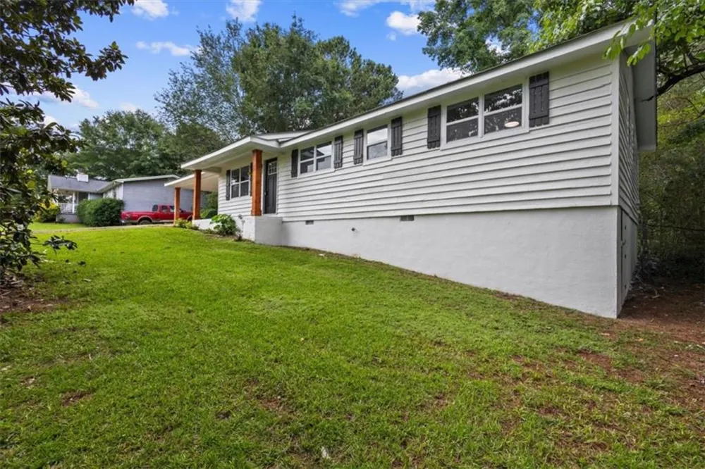 4121 Partridge Dr Douglasville, GA 30135