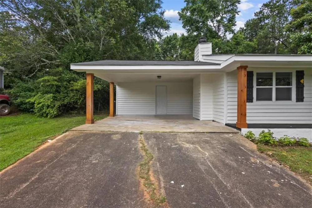 4121 Partridge Dr Douglasville, GA 30135