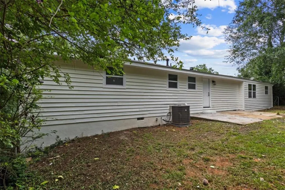 4121 Partridge Dr Douglasville, GA 30135