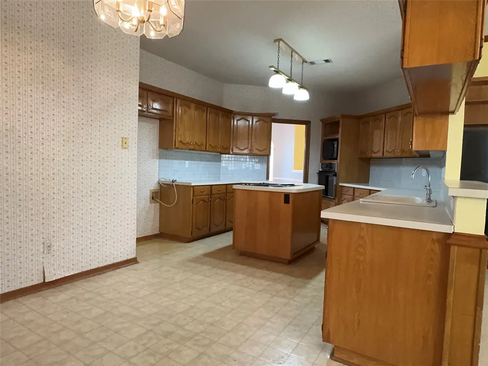 1321 Nettleton Drive DeSoto, TX 75115