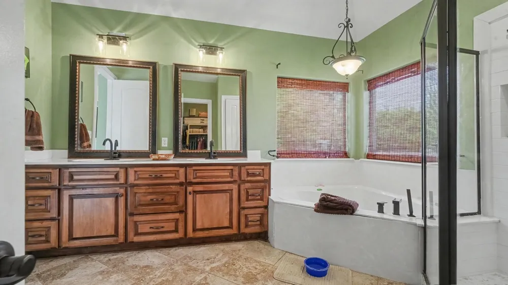 2424 Rue De Lafitte Drive San Leon, TX 77539