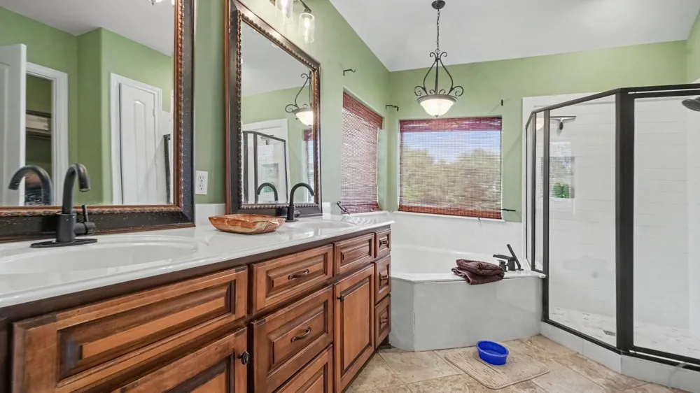 2424 Rue De Lafitte Drive San Leon, TX 77539
