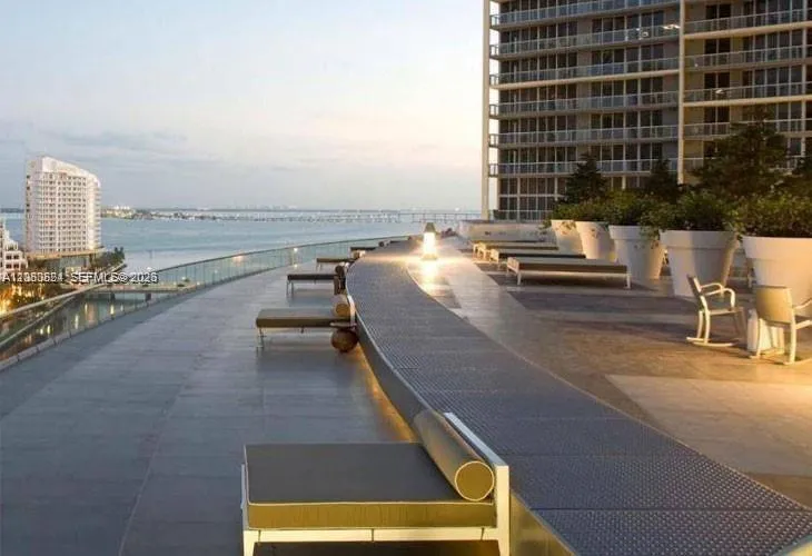 495 Brickell Ave #2702 Miami, FL 33131