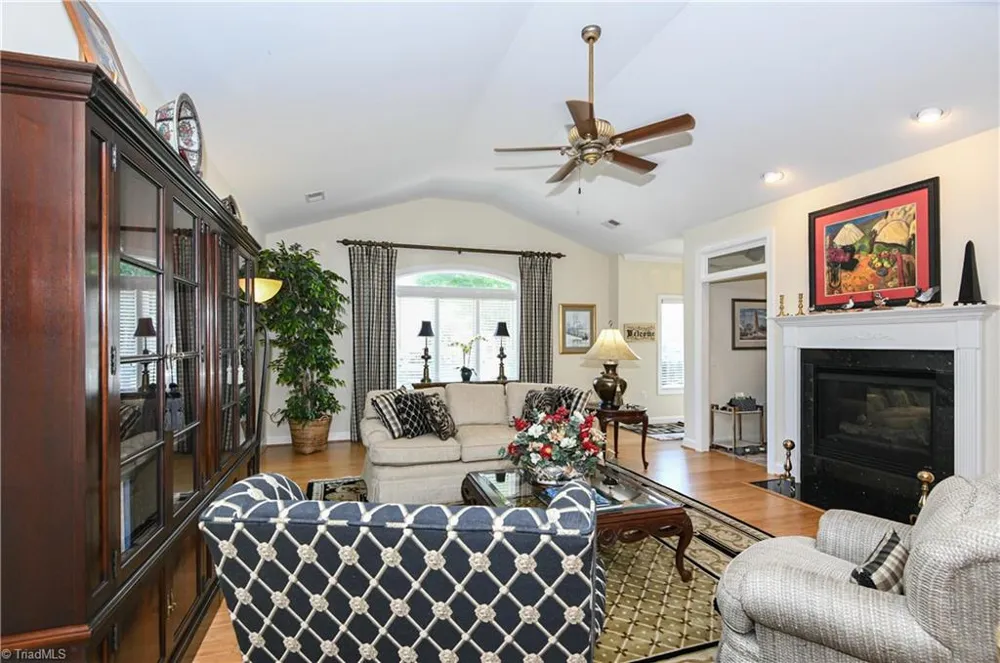 6309 Stone Gables Court Jamestown, NC 27282