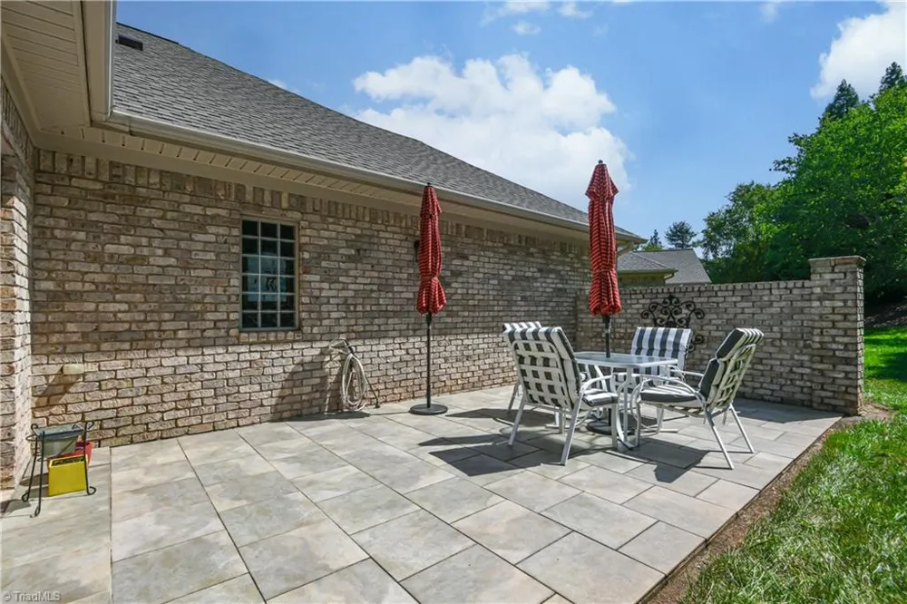 6309 Stone Gables Court Jamestown, NC 27282