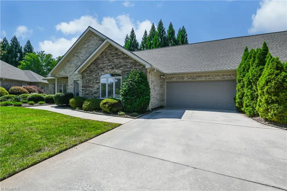 6309 Stone Gables Court Jamestown, NC 27282