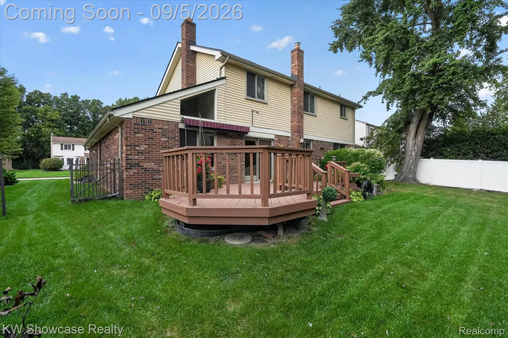 8254 Sandpiper Street Canton Charter Township, MI 48187