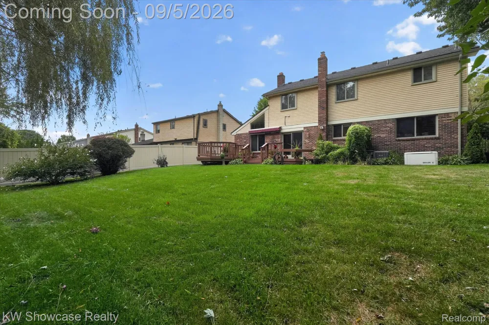 8254 Sandpiper Street Canton Charter Township, MI 48187