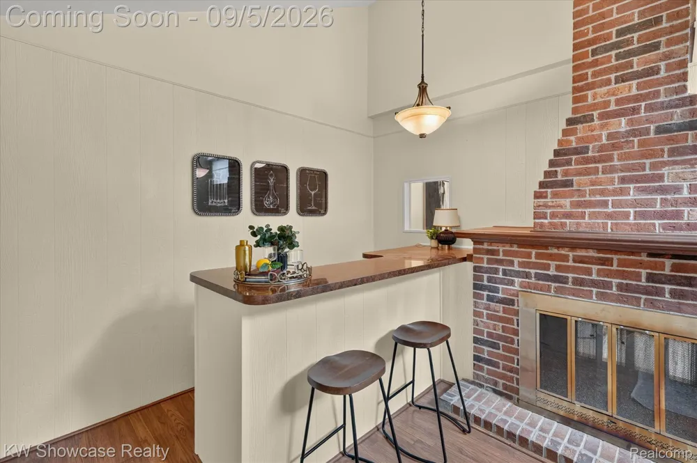 8254 Sandpiper Street Canton Charter Township, MI 48187