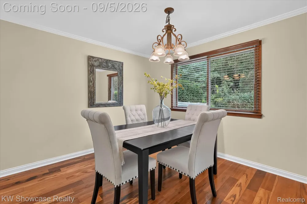 8254 Sandpiper Street Canton Charter Township, MI 48187