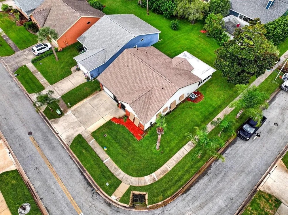 786 PINE SHORES CIRCLE New Smyrna Beach, FL 32168