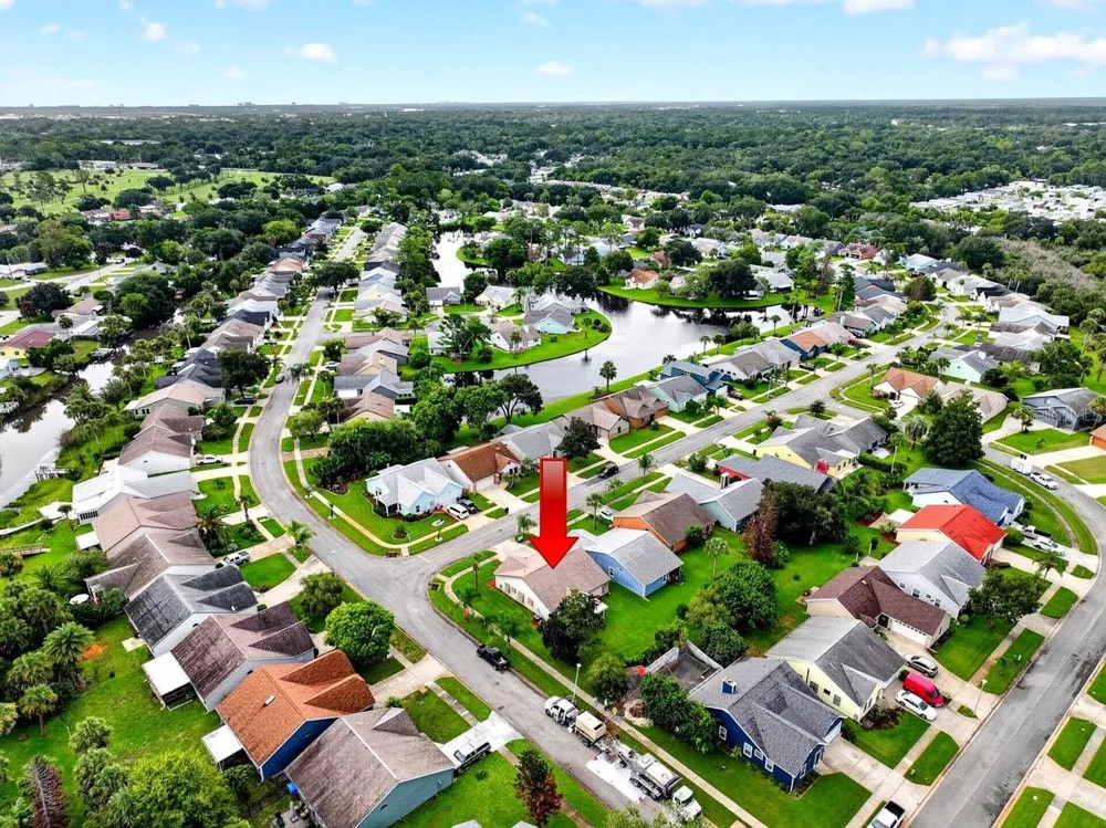 786 PINE SHORES CIRCLE New Smyrna Beach, FL 32168