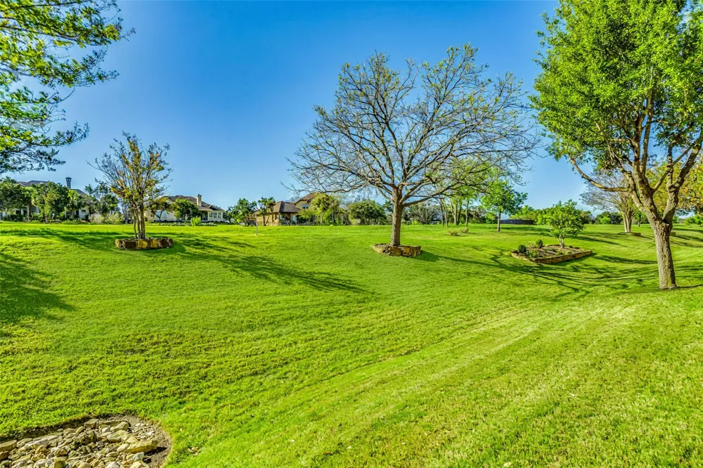 13 Borello Drive Austin, TX 78738