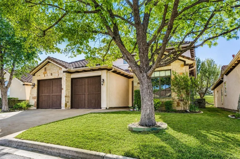 13 Borello Drive Austin, TX 78738
