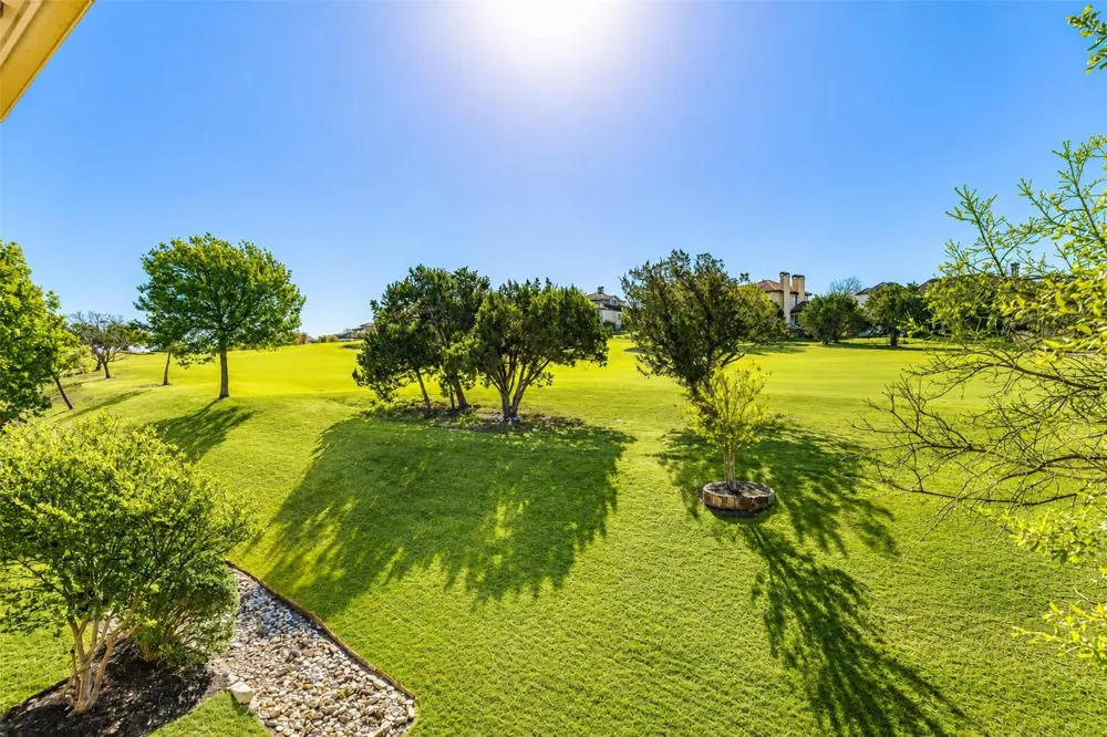 13 Borello Drive Austin, TX 78738