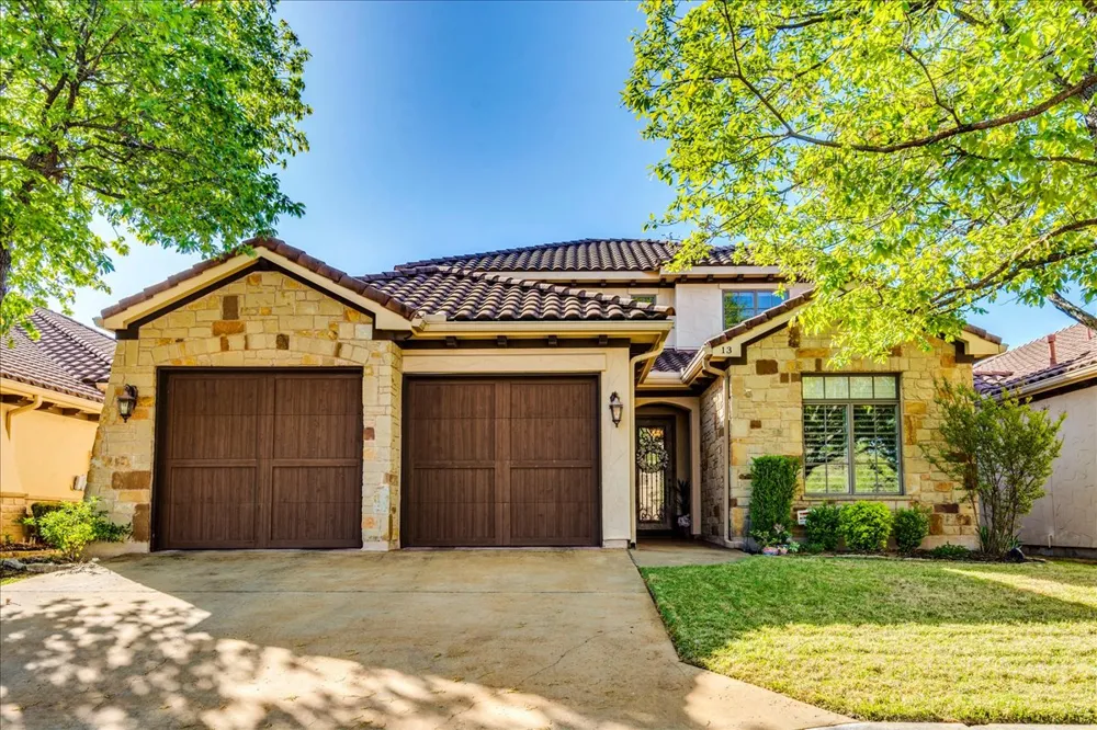 13 Borello Drive Austin, TX 78738