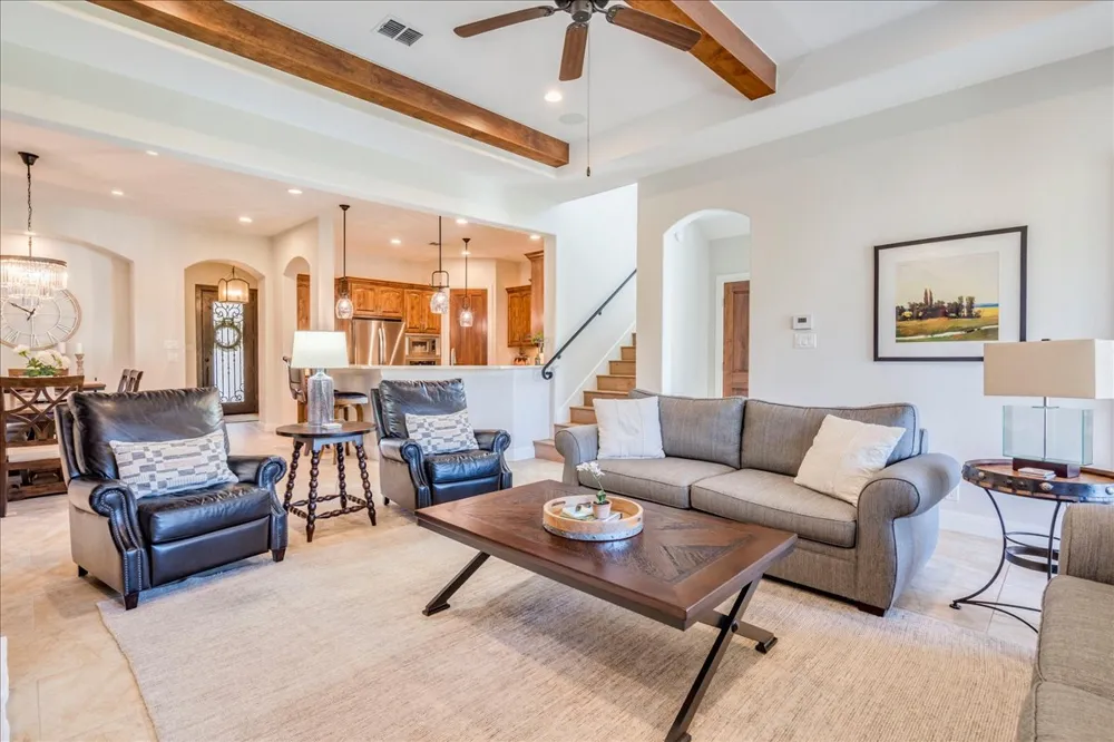 13 Borello Drive Austin, TX 78738