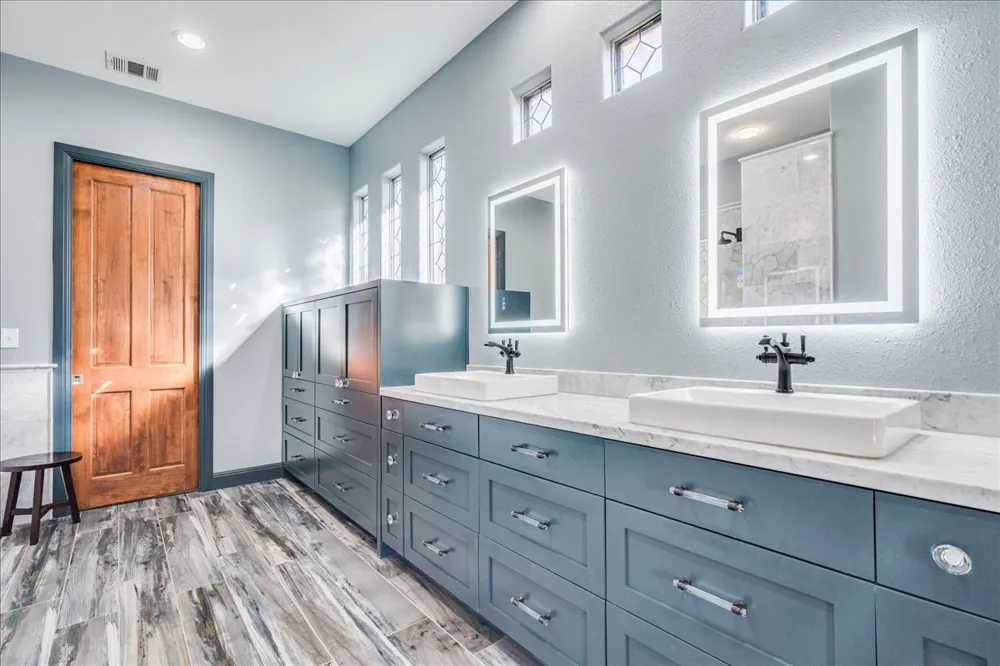 13 Borello Drive Austin, TX 78738