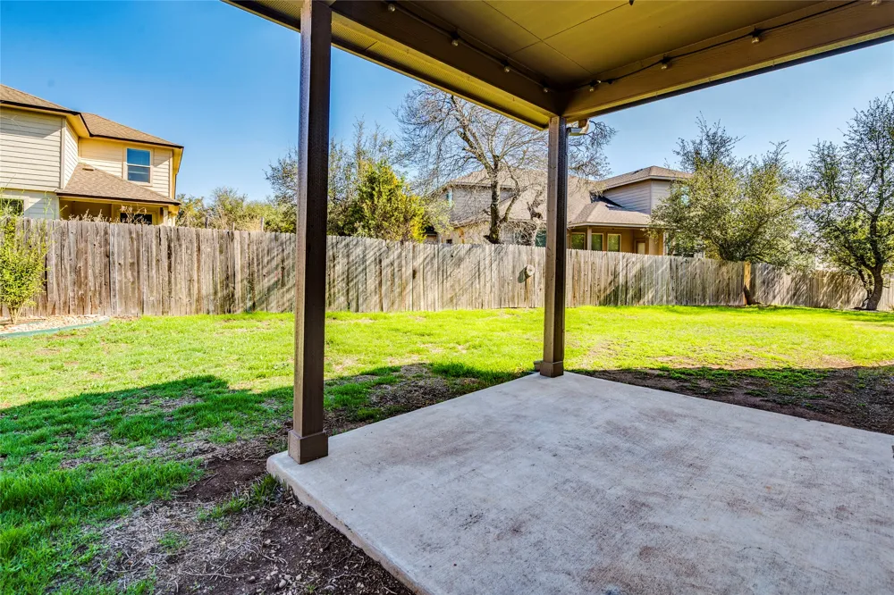 17708 Linkhill Drive Dripping Springs, TX 78620