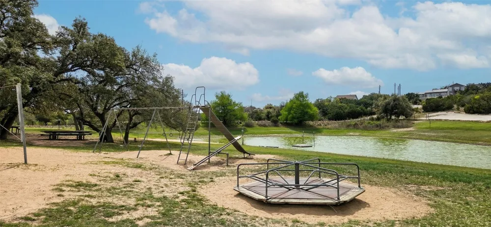 17708 Linkhill Drive Dripping Springs, TX 78620