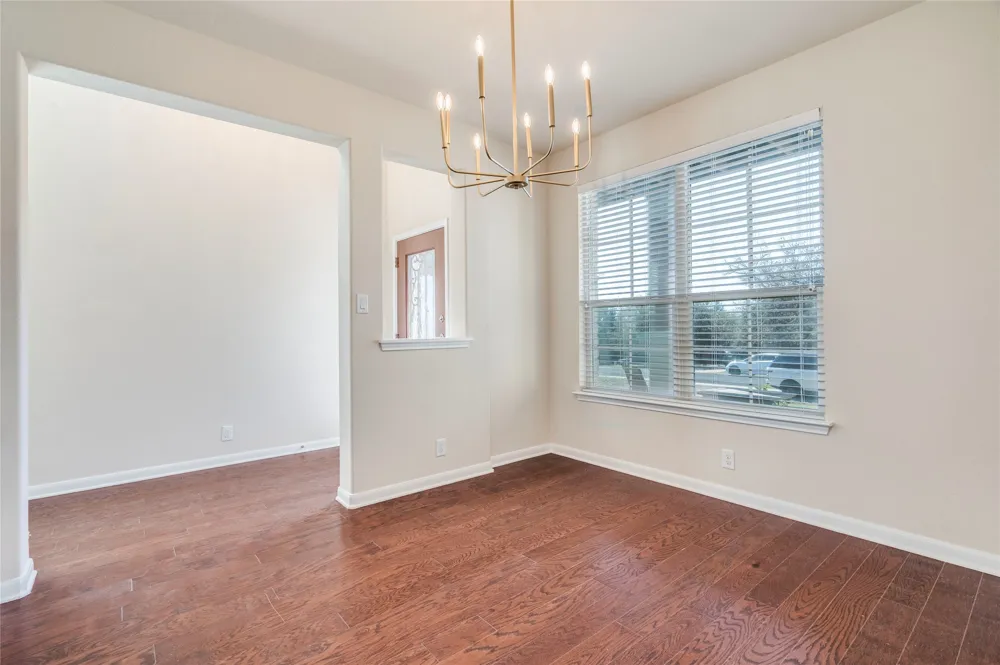 17708 Linkhill Drive Dripping Springs, TX 78620