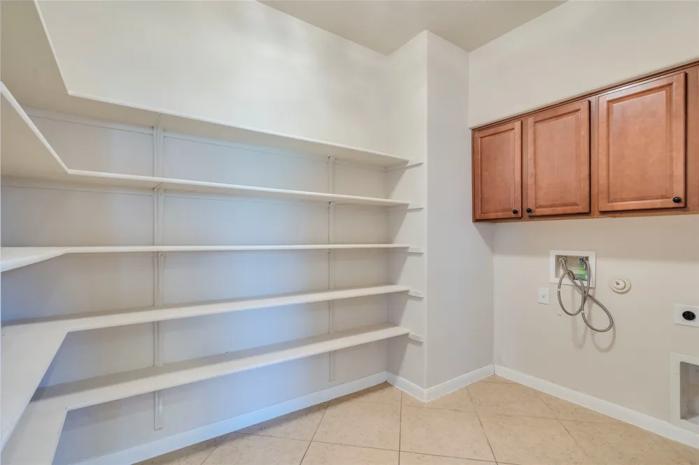 17708 Linkhill Drive Dripping Springs, TX 78620