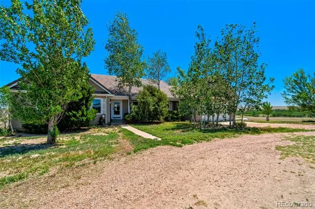 18300 County Rd 105 Ramah, CO 80832