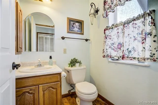 18300 County Rd 105 Ramah, CO 80832