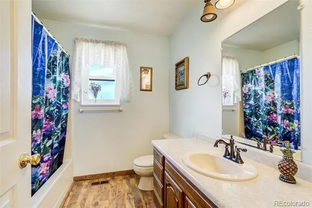 18300 County Rd 105 Ramah, CO 80832