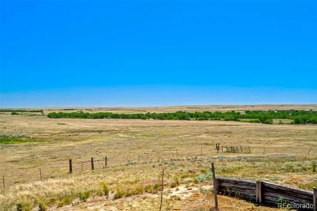 18300 County Rd 105 Ramah, CO 80832