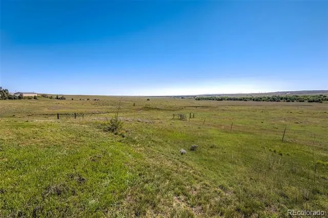 18300 County Rd 105 Ramah, CO 80832