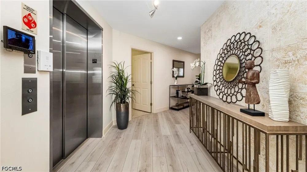 Laguna Drive #202 Fort Myers, FL 33908
