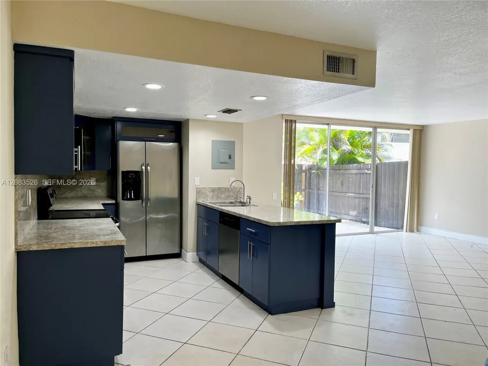 7015 SW 111th Pl Miami, FL 33173