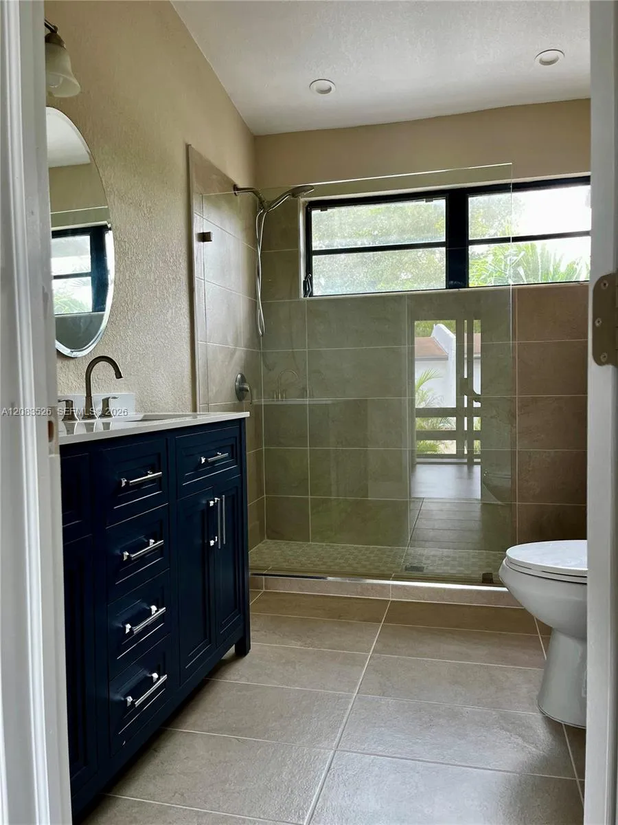 7015 SW 111th Pl Miami, FL 33173