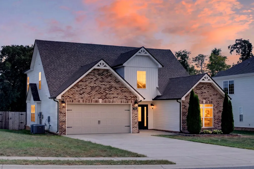 380 Wingfield Dr Clarksville, TN 37043