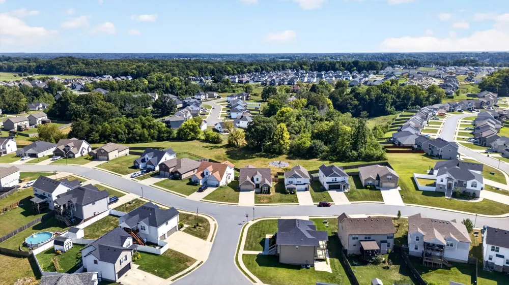 380 Wingfield Dr Clarksville, TN 37043