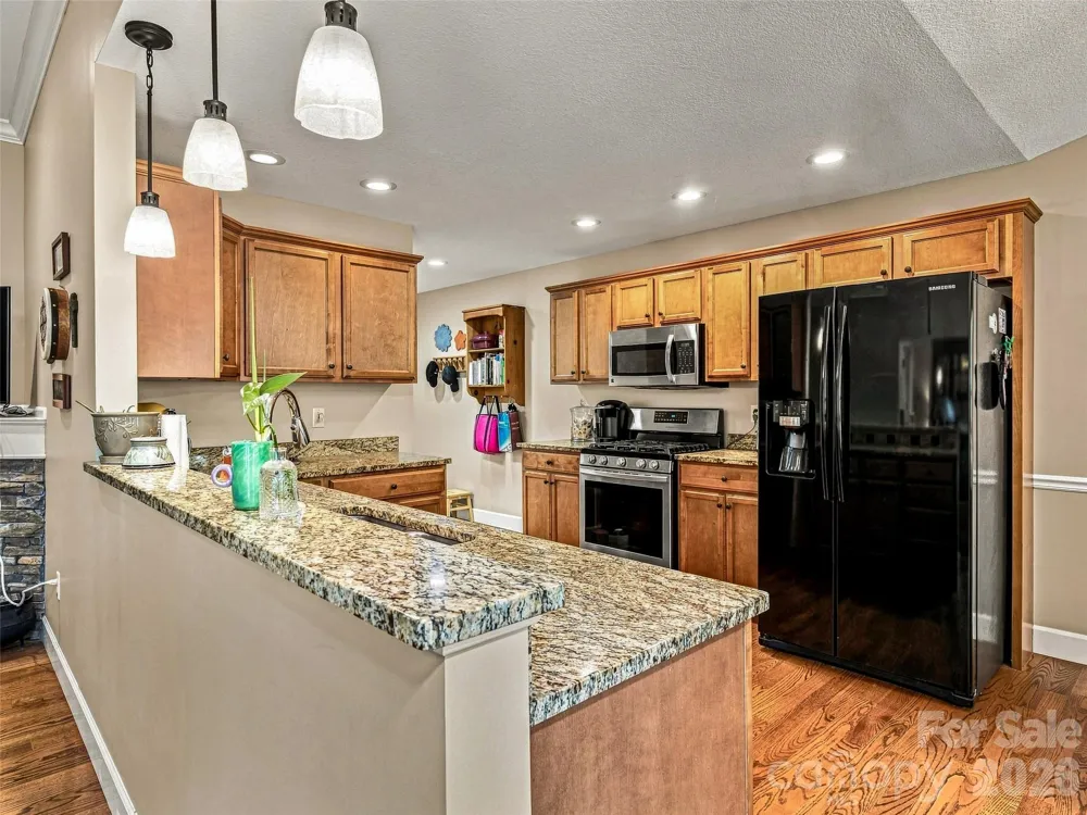 16 Jennlynn Drive Arden, NC 28704