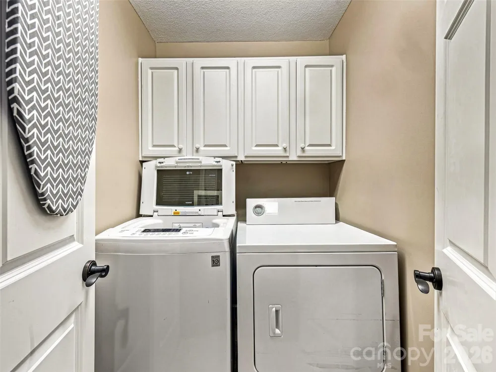 16 Jennlynn Drive Arden, NC 28704