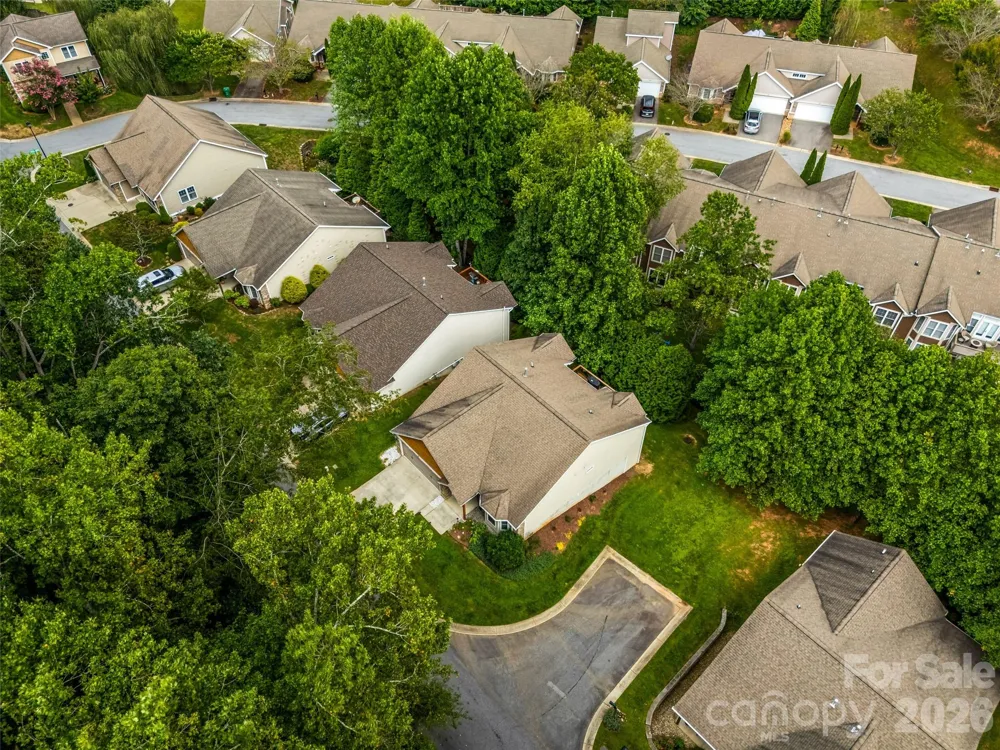 16 Jennlynn Drive Arden, NC 28704