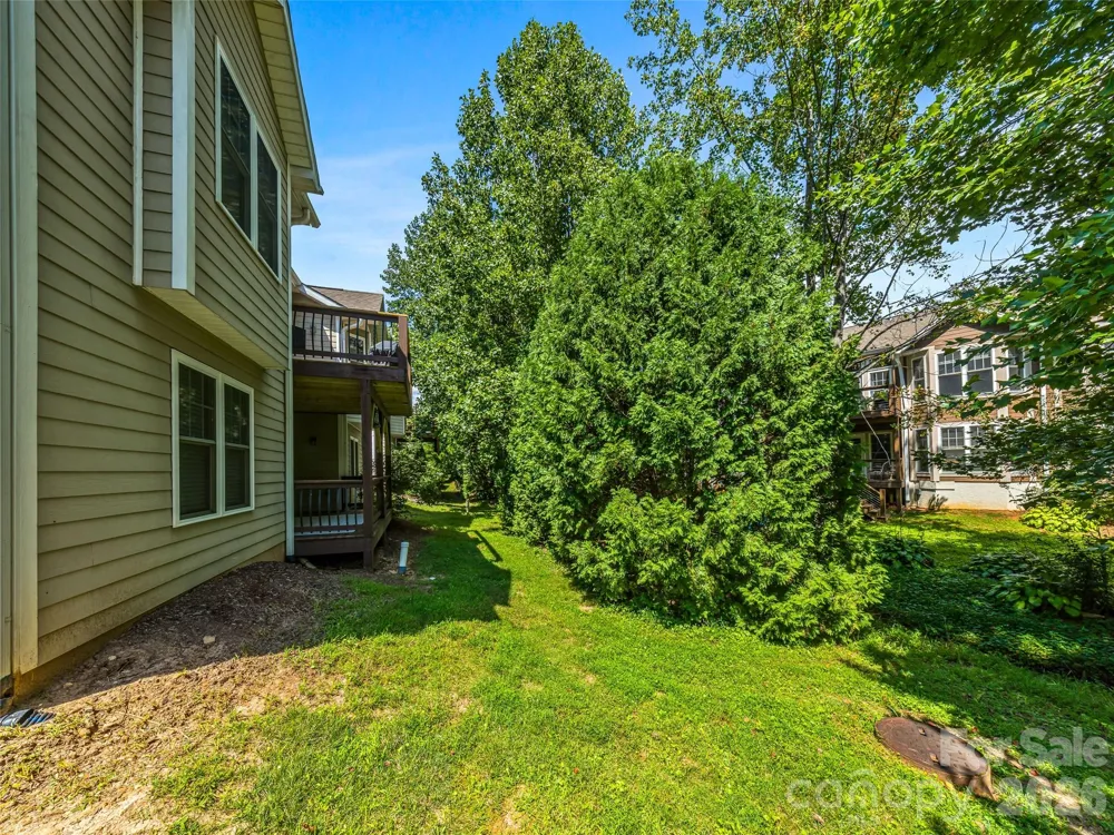 16 Jennlynn Drive Arden, NC 28704