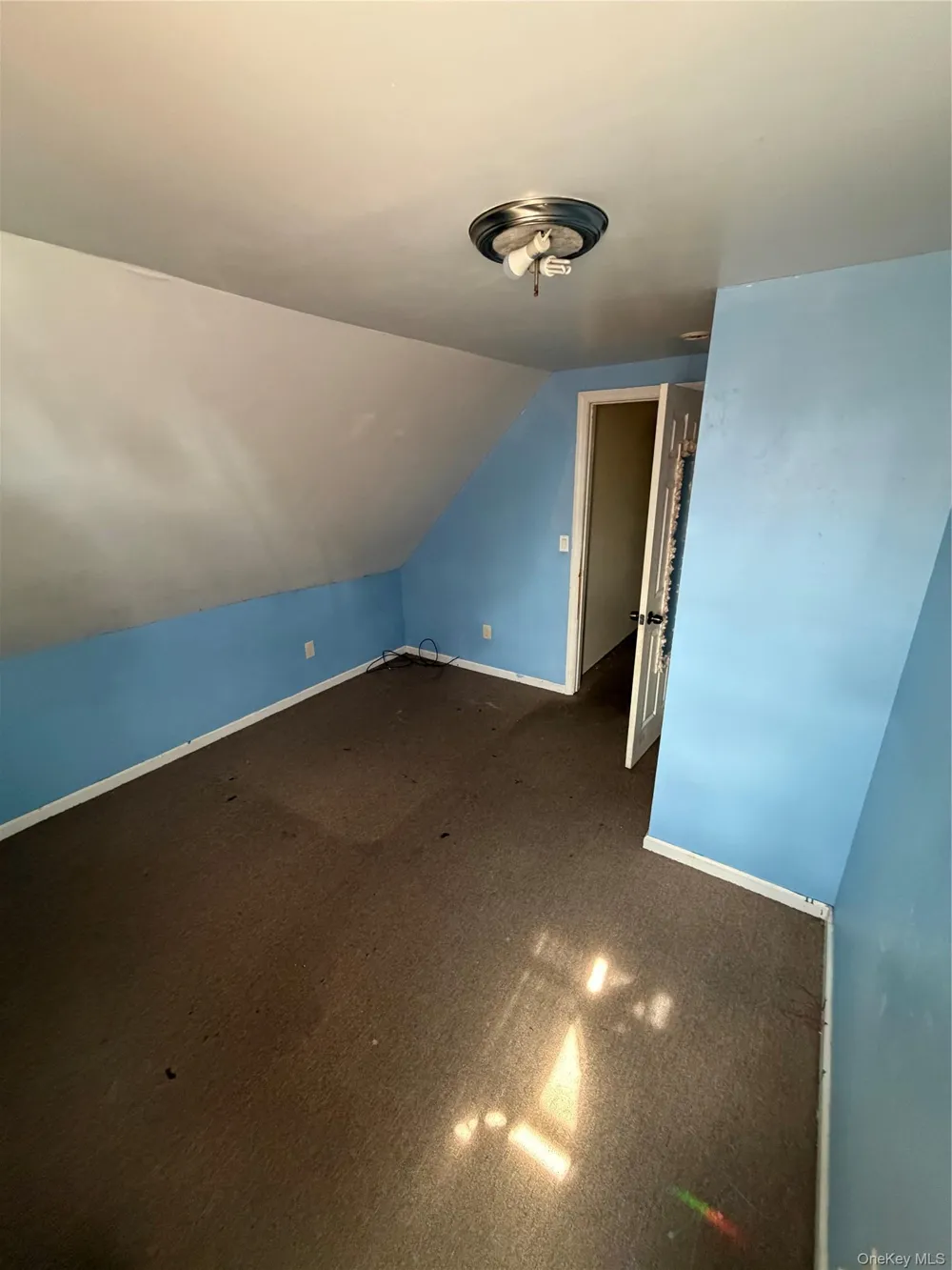 10 Fiske Place Uniondale, NY 11553