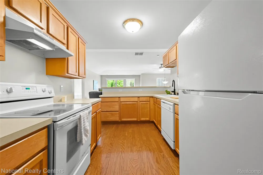 4048 Berkeley Avenue Canton Charter Township, MI 48188