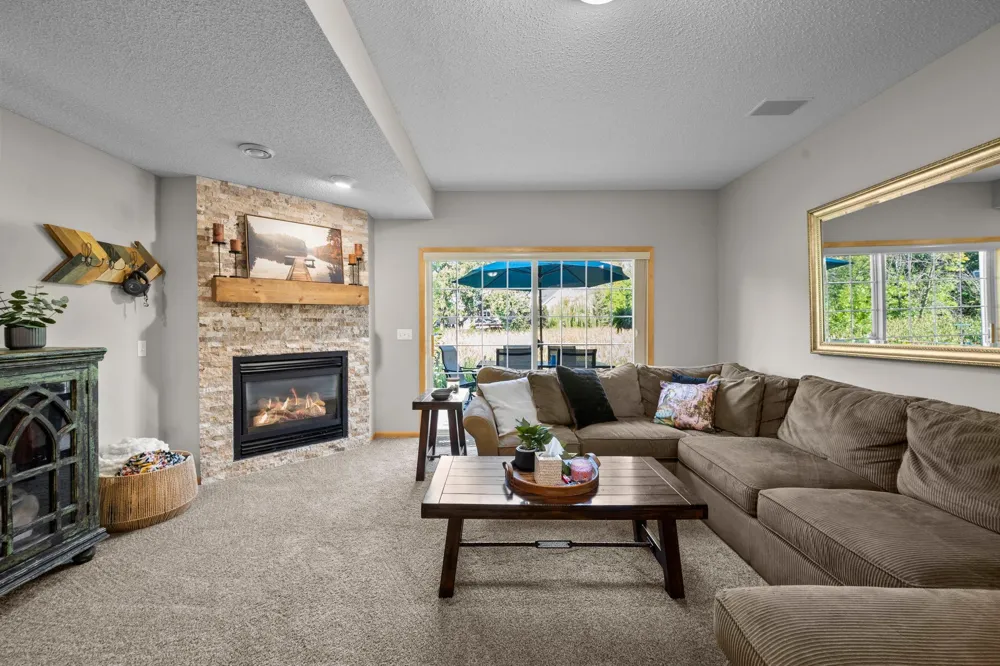 1404 Beachcomber Boulevard Waconia, MN 55387