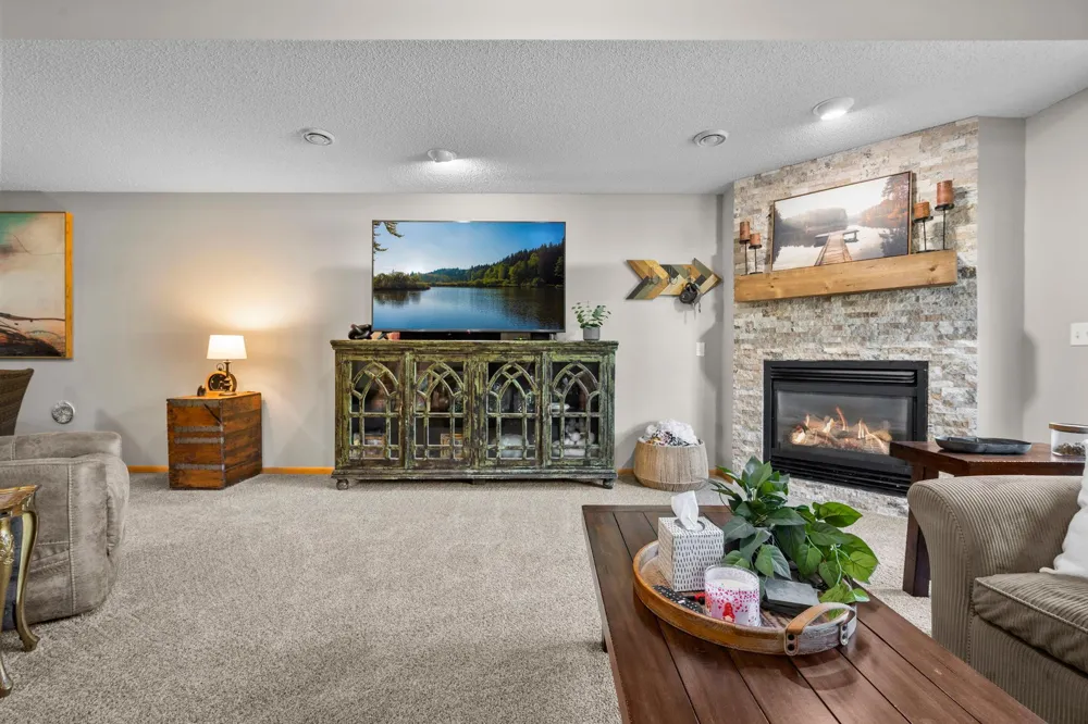 1404 Beachcomber Boulevard Waconia, MN 55387