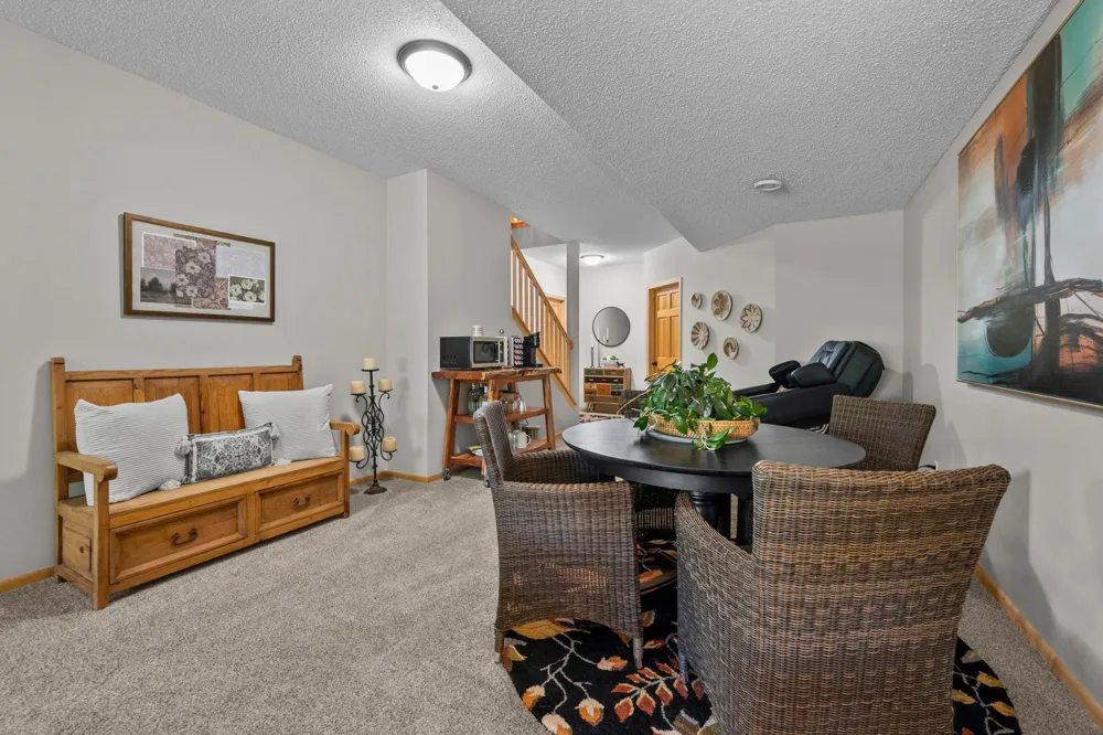 1404 Beachcomber Boulevard Waconia, MN 55387