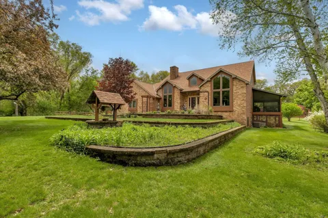 4457 Farmdale Circle