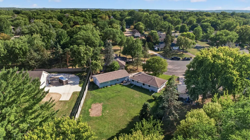 4500 Nord Drive Bloomington, MN 55437